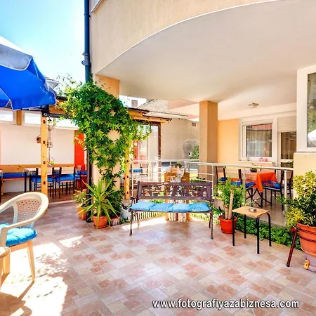 далия - Vendégház